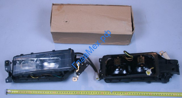 Фара SHAANXI F2000 противотуманная правая СТЕКЛО (81.25101.6338, DZ9100726040 glass)