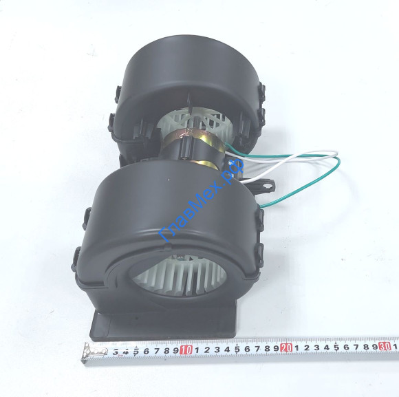 Мотор отопителя HOWO T5G, MAN (811W61942-0002) Мотор отопителя HOWO T5G, MAN (811W61942-0002)